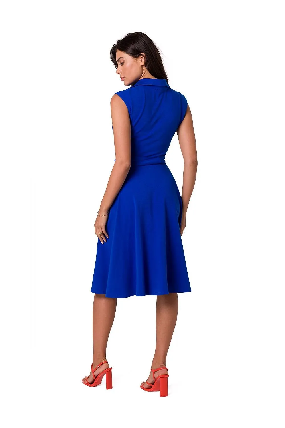 Chic Sleeveless Collared Day Dress