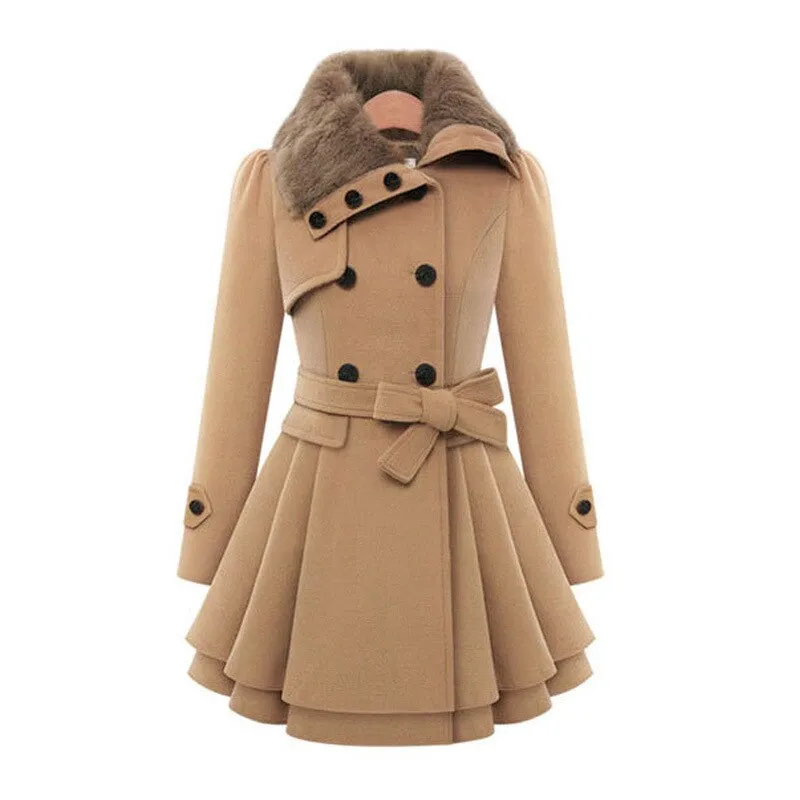 Elestria coat with fur collar