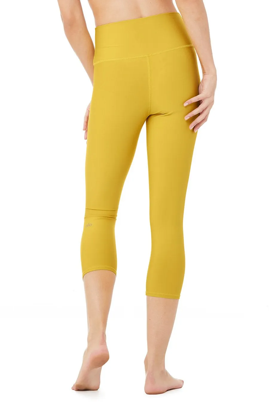 High-Waist Airlift Capri - Sulphur