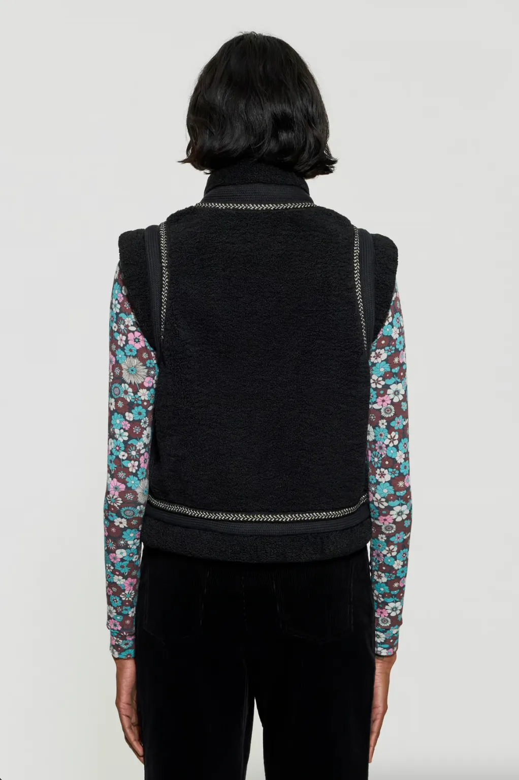 Saly Sleeveless Gilet - Black