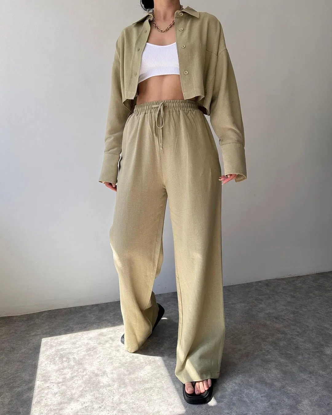 Solid Color Long Sleeves Shirt & Drawstring Pants Suit